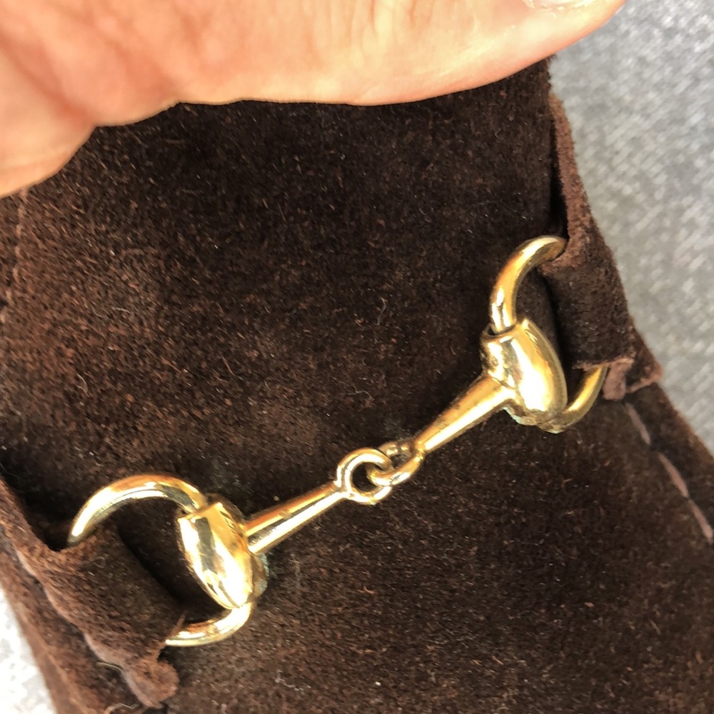 GUCCI Horsebit Suede Leather Loafers - Picture 5 of 9